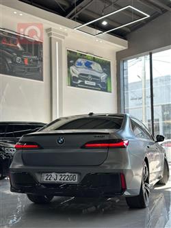 بي ام دبليو الفئة 7